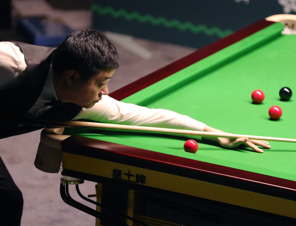 霍金斯在比, src