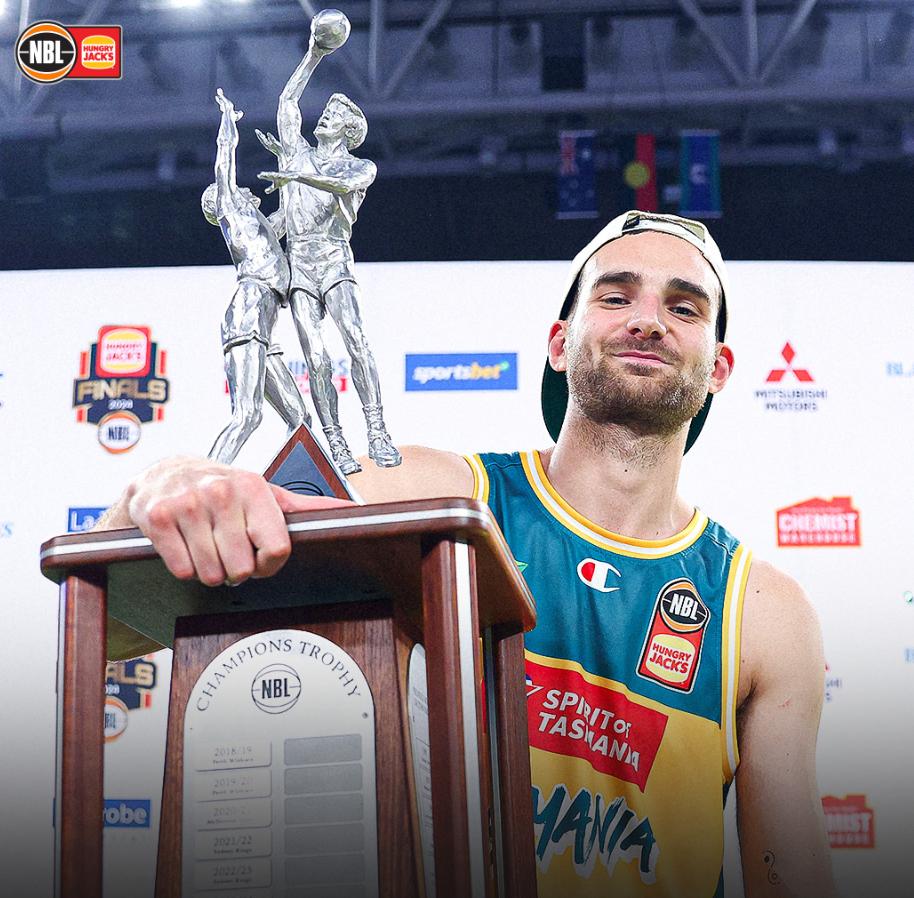 tenan, 亚男篮的核, 因为在NB