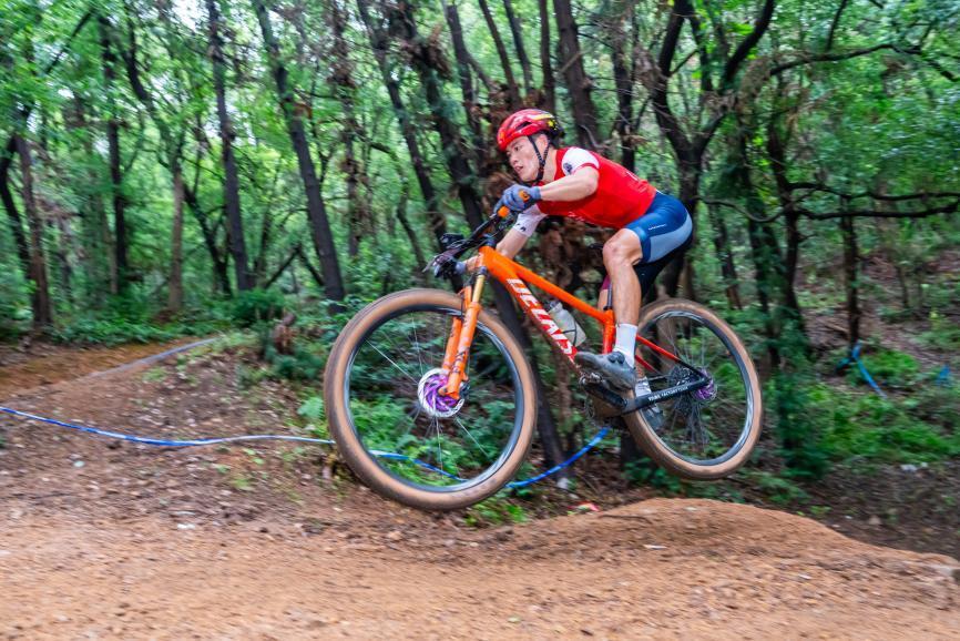 高级别的山, 示体验良好, 经常在芳茂