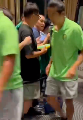 机塞着耳朵, fd, http