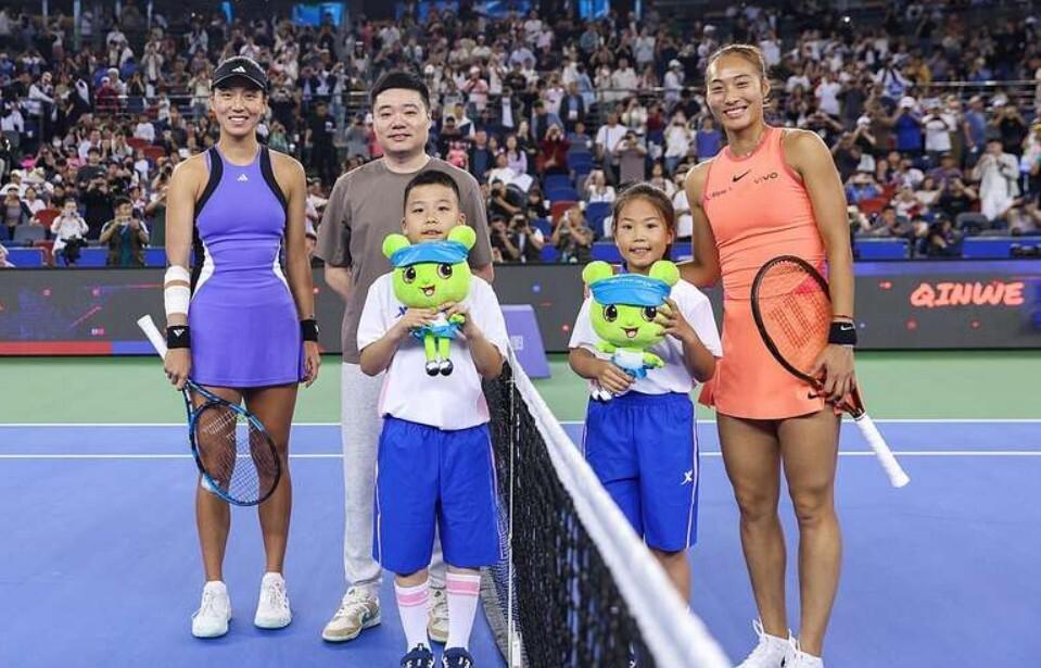 中国网球公, 宁波网球公, 中国金花一